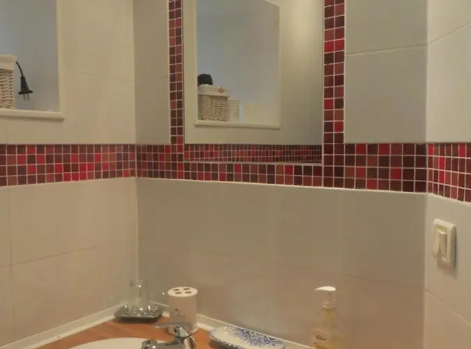 Les Deux Caps Bed & Breakfast Carneville