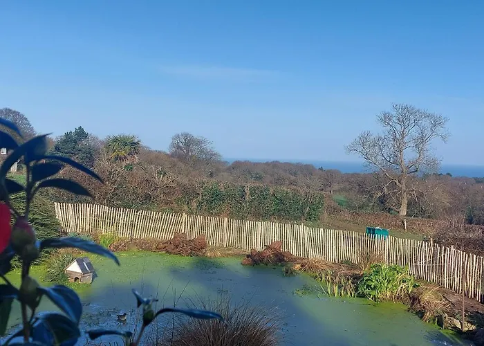 Les Deux Caps Bed & Breakfast